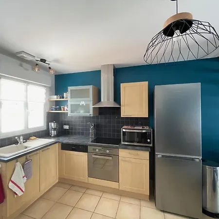 Hébergement de vacances La Maison Du Bonheur 2 Ch 65m2 - Patio Et Jardin - - Locsweethome *