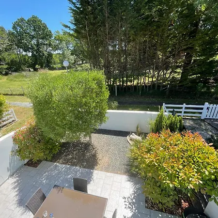 La Maison Du Bonheur 2 Ch 65m2 - Patio Et Jardin - - Locsweethome Сasa de vacaciones *