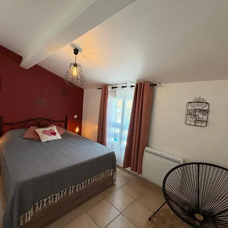 Сasa de vacaciones La Maison Du Bonheur 2 Ch 65m2 - Patio Et Jardin - - Locsweethome *