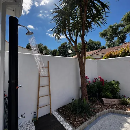 La Maison Du Bonheur 2 Ch 65m2 - Patio Et Jardin - - Locsweethome Сasa de vacaciones