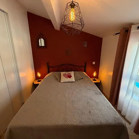 Сasa de vacaciones La Maison Du Bonheur 2 Ch 65m2 - Patio Et Jardin - - Locsweethome *